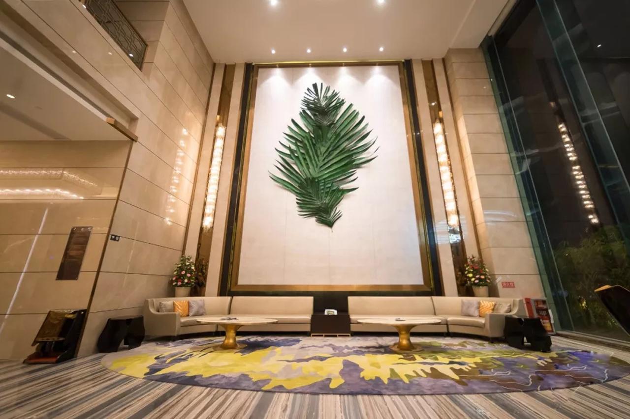 Brandi Hotel Foshan Exteriör bild