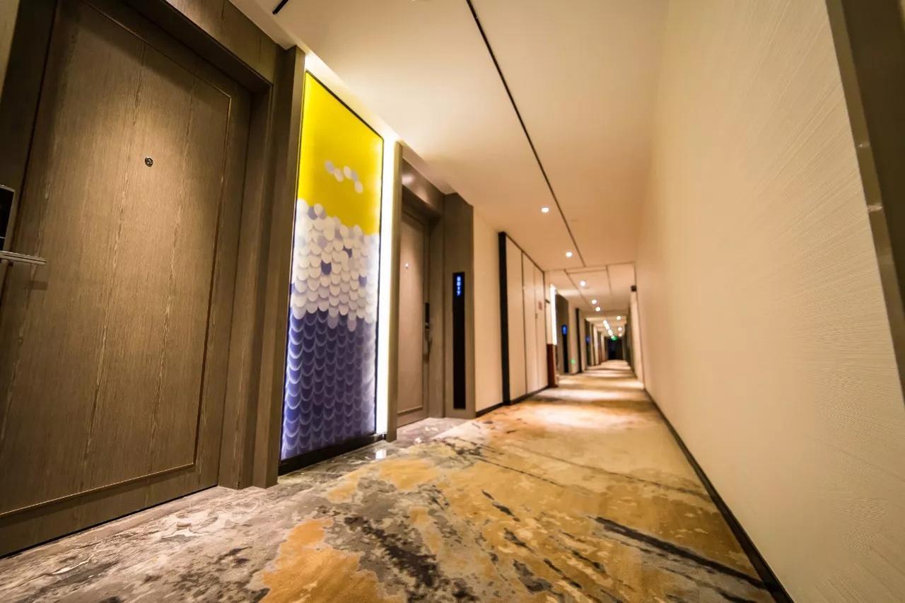 Brandi Hotel Foshan Exteriör bild
