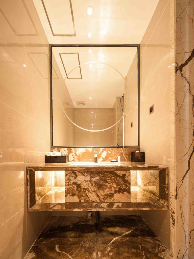Brandi Hotel Foshan Exteriör bild
